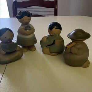 Charming Ceramic Figurines Set